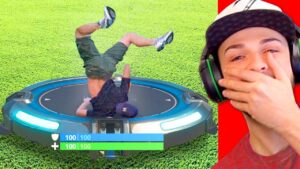 Reacting to the FUNNIEST Fortnite MEMES! (MUST SEE)