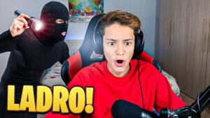 UN LADRO MI RUBA TUTTI I V-BUCKS MENTRE gioco a FORTNITE!