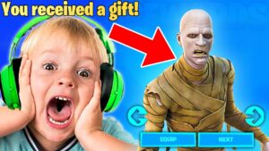 GIFTING *NEW* Mummy Skin to VIEWERS in Fortnite!