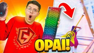 JOGUEI COM OS PERIFÉRICOS DO GANHADOR DA FNCS NO FORTNITE!