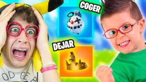 MI HERMANO PEQUEÑO (10 años) DECIDE mi partida en Fortnite Battle Royale! (No creerás lo que pasa)
