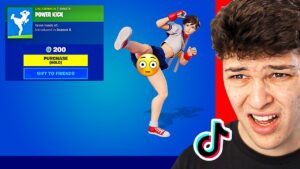 Reacting to 1 Hour of Fortnite TikToks... (Part 7)