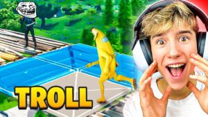 TOP 7 SCHERZI DIVERTENTI da FARE AI TUOI AMICI su FORTNITE! 😂